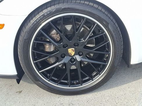 Used 2019 Porsche Panamera 4 image 10