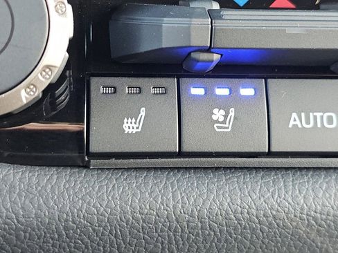 Used 2026 Toyota Sequoia Limited image 15