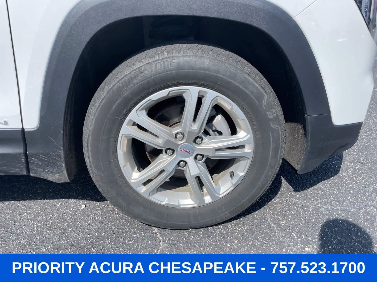 Used 2024 GMC Terrain SLE AWD/4WD image 25