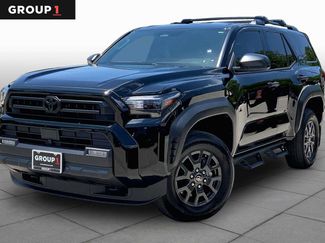 Used 2025 Toyota 4Runner SR5 AWD/4WD video 1