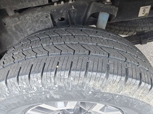 Used 2020 Toyota Tacoma TRD Off-Road image 15