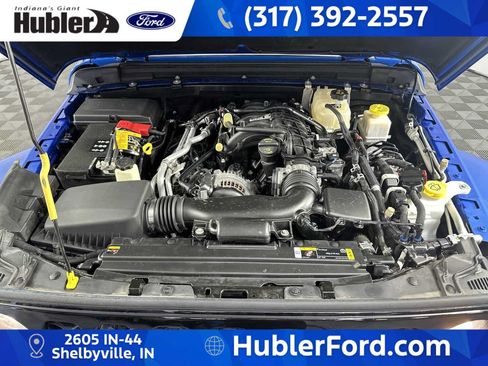 Used 2022 Jeep Gladiator Sport AWD/4WD image 11