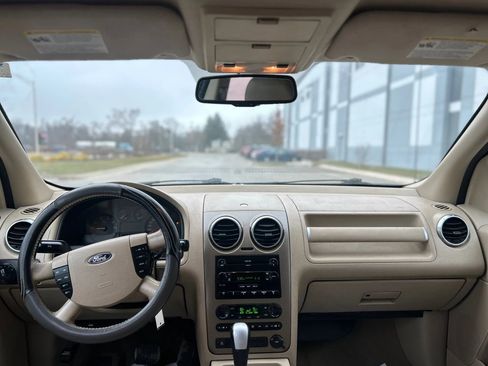 Used 2006 Ford Freestyle SEL image 15