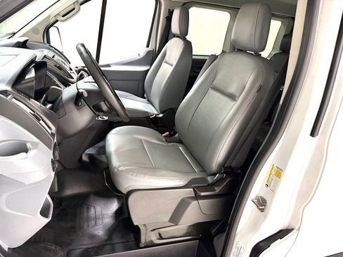 Used 2019 Ford Transit 150 XL image 41