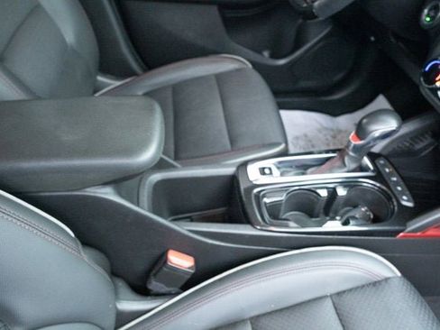 Used 2022 Chevrolet TrailBlazer RS image 40