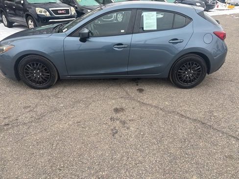 Used 2014 MAZDA MAZDA3 i Sport image 10