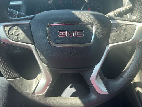 Used 2023 GMC Acadia SLE w/ Driver Convenience Package AWD/4WD image 12