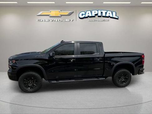 Used 2025 Chevrolet Silverado 1500 ZR2 w/ Technology Package AWD/4WD image 2