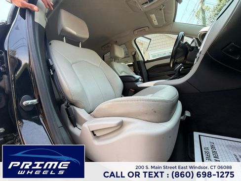 Used 2016 Cadillac SRX FWD image 17