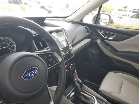 Used 2024 Subaru Forester Limited AWD/4WD image 27