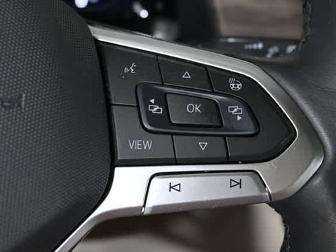 Used 2024 Volkswagen Atlas SEL Premium R-Line AWD/4WD image 24