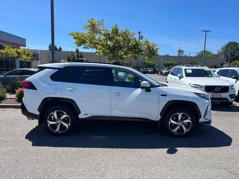 Certified 2024 Toyota RAV4 SE w/ Weather & Moonroof Package AWD/4WD image 6