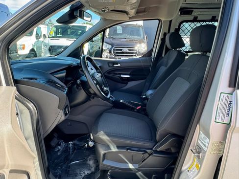 Used 2022 Ford Transit Connect XLT FWD image 9