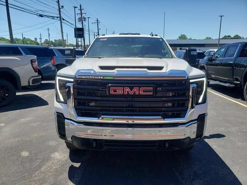New 2026 GMC Sierra 3500 Pro w/ 1SA Pro Safety Plus Package AWD/4WD image 2