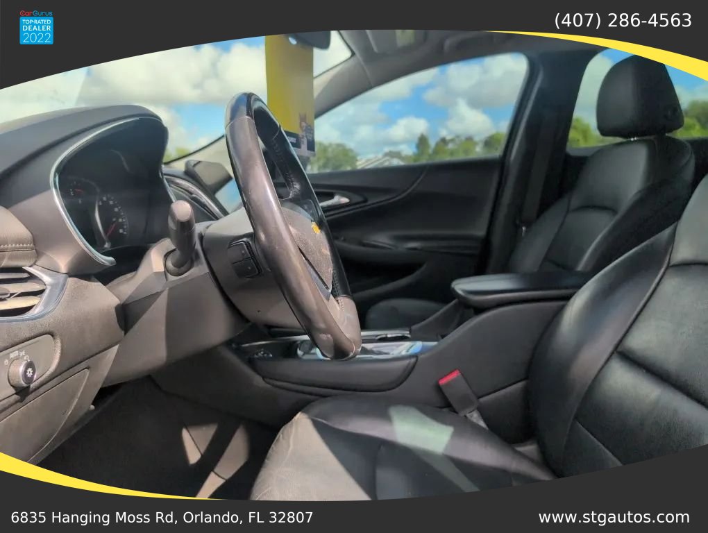 Used 2018 Chevrolet Malibu LT w/ Leather Package FWD image 12