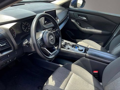 Certified 2024 Nissan Rogue SV AWD/4WD image 17