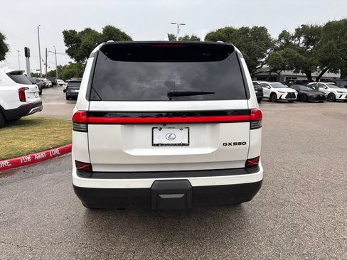 Certified 2026 Lexus GX 550 w/ Cold Area Package AWD/4WD image 4