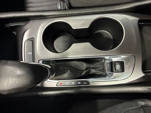 Used 2023 Chevrolet Malibu LS FWD image 25