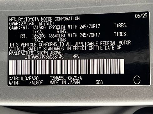 Used 2025 Toyota 4Runner SR5 AWD/4WD image 73
