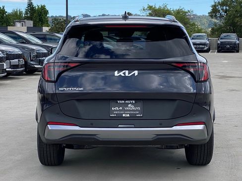 New 2026 Kia Sportage EX FWD image 5