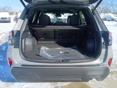 Used 2026 Subaru Forester Premium AWD/4WD image 25