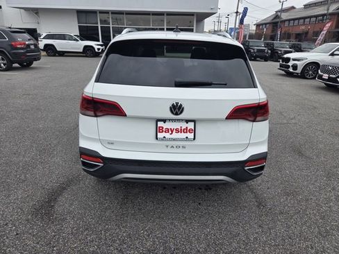 Used 2022 Volkswagen Taos SE w/ IQ.Drive SE Package image 27