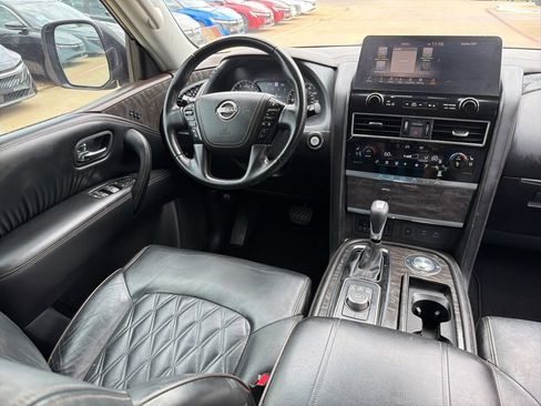Used 2022 Nissan Armada Platinum w/ Captain's Chairs Package RWD image 21