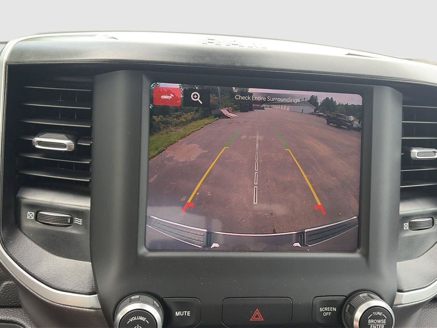 Used 2023 RAM 1500 Big Horn AWD/4WD image 24