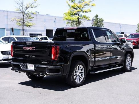 Used 2021 GMC Sierra 1500 Denali w/ Driver Alert Package II AWD/4WD image 11