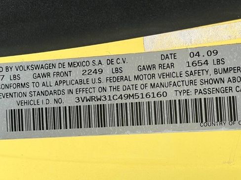 Used 2009 Volkswagen Beetle Coupe image 28