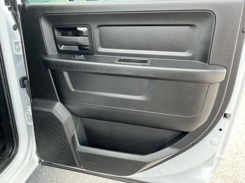 Used 2022 RAM 1500 Tradesman w/ Chrome Appearance Group AWD/4WD image 30