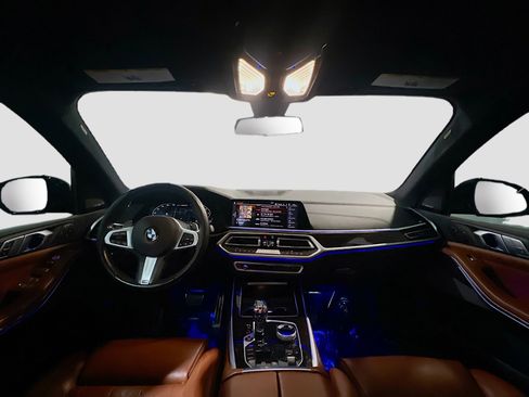 Used 2020 BMW X7 M50i w/ Executive Package AWD/4WD image 18