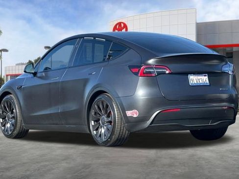 Used 2024 Tesla Model Y Performance image 6