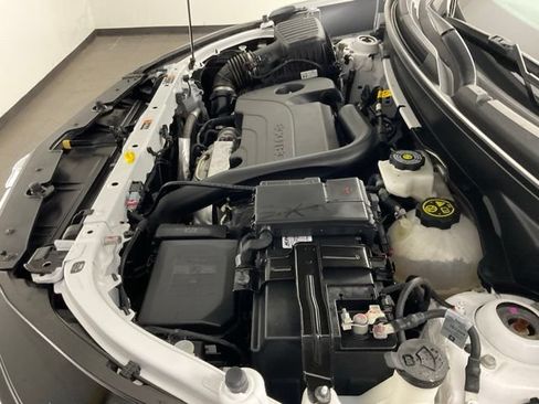 Certified 2024 Chevrolet Equinox LT FWD image 20