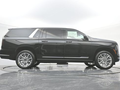 New 2026 Cadillac Escalade ESV Luxury image 20