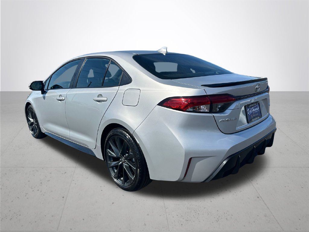 Certified 2026 Toyota Corolla XSE FWD image 10