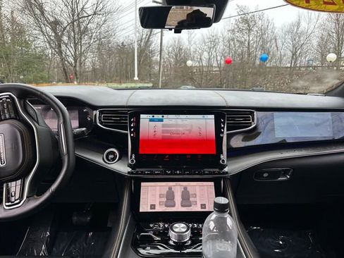 Used 2024 Jeep Grand Wagoneer Series III w/ Rear Seat Video Group 1 image 30