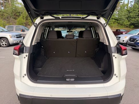 Certified 2026 Nissan Rogue S AWD/4WD image 9