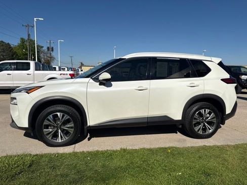 Used 2021 Nissan Rogue SV AWD/4WD image 11