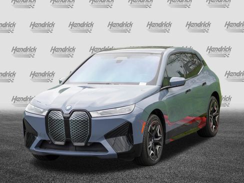 Certified 2024 BMW iX xDrive50 w/ Sport Package AWD/4WD image 5