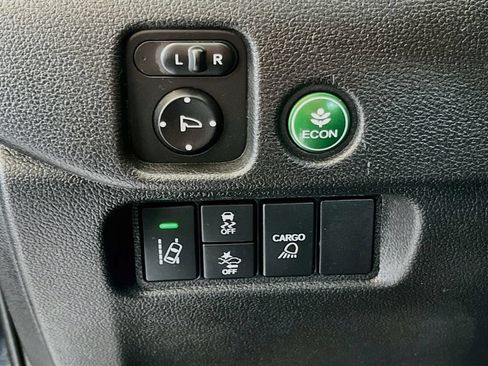 Used 2025 Honda Ridgeline RTL image 10