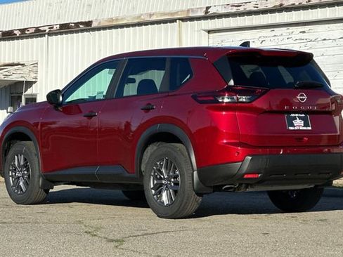 New 2026 Nissan Rogue S image 6