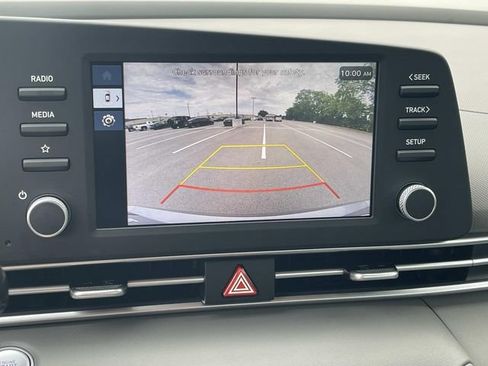 Used 2025 Hyundai Elantra Sport FWD image 28