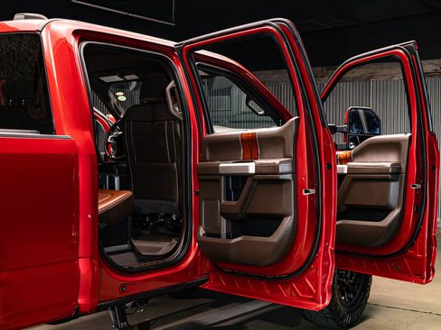 Used 2021 Ford F250 King Ranch w/ Tremor Off-Road Package image 29