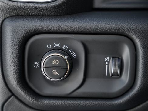 New 2026 RAM 1500 Big Horn AWD/4WD image 42