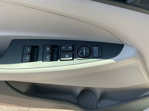 Used 2016 Hyundai Tucson Sport AWD/4WD image 23