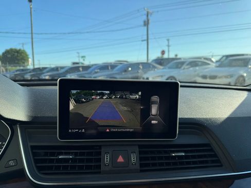 Used 2018 Audi Q5 2.0T Premium AWD/4WD image 18