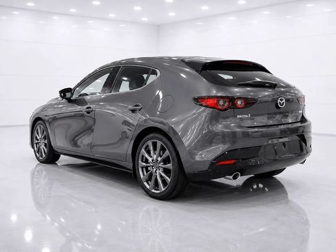Used 2023 MAZDA MAZDA3 s FWD image 3