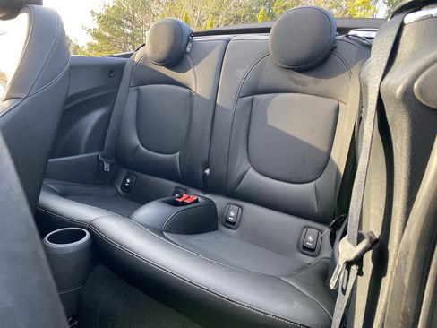 Certified 2024 MINI Cooper S image 8