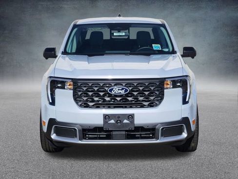 New 2025 Ford Maverick Lariat image 2